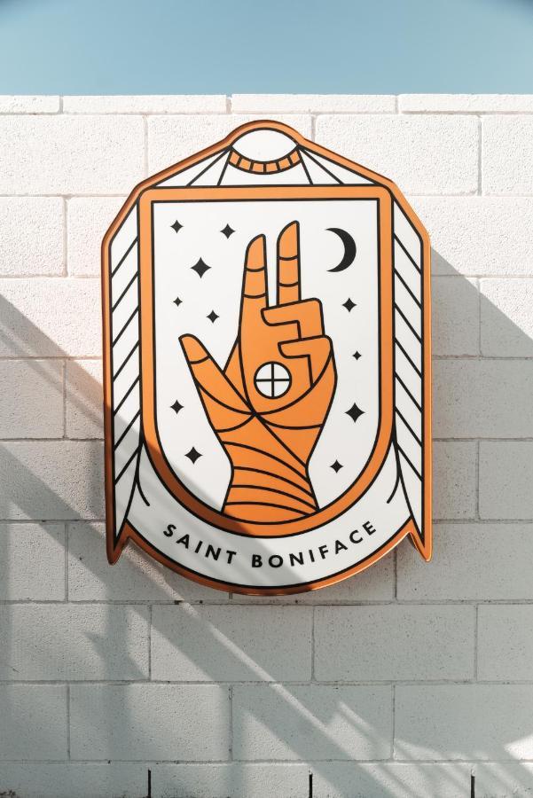 Saint Boniface Hotel Indio Eksteriør bilde